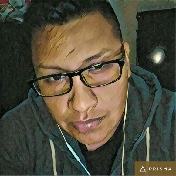 Profile Picture of Nestor Ramirez (@shakastj) on Poshmark