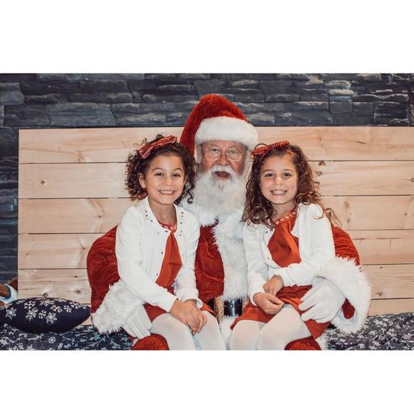 Profile Picture of Jennifer Relvas (@bassanigirl) on Poshmark