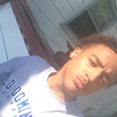 Profile Picture of Calvin Howell (@Calvinh__) on Twitter