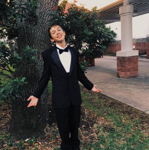 Nicholas Veeser - Poshmark Profile Picture of Nicholas Veeser (@kirito05236) on Poshmark