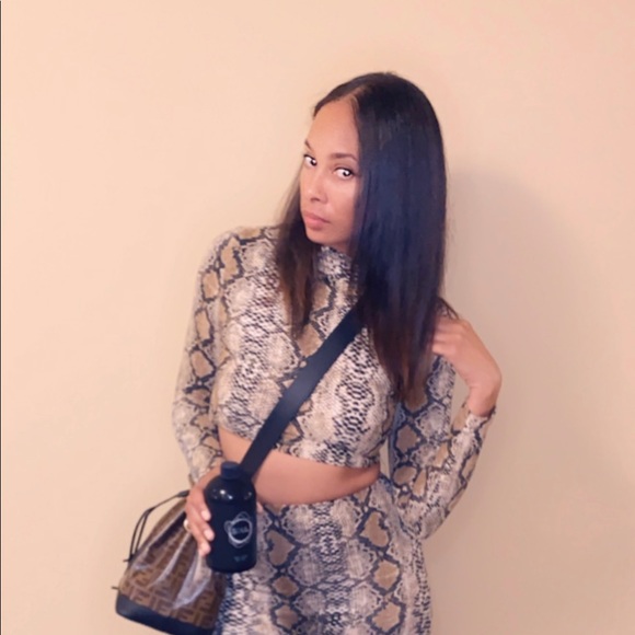 Profile Picture of Ereka Washington (@erekawashington) on Poshmark