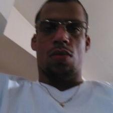 Profile Picture of Stephen Glaspie (@SirRemyMartin) on Twitter