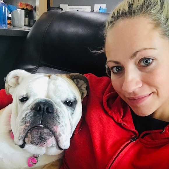 Profile Picture of Ashley Przybyla (@ashleyprzybyla) on Poshmark