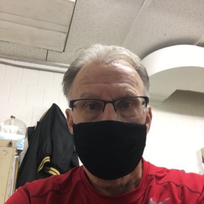 Profile Picture of Dave Urnikis (@Ernie4123) on Twitter