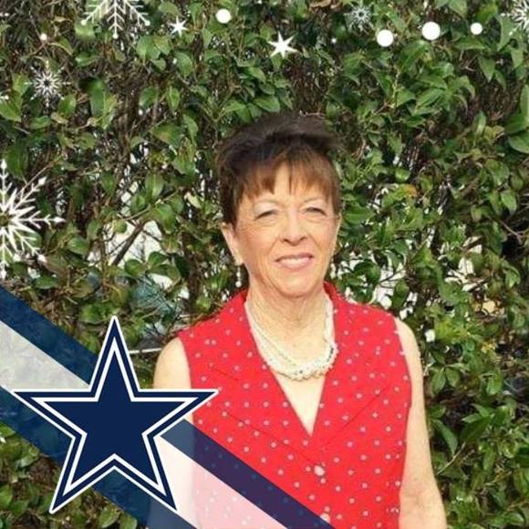 Profile Picture of Bennie Morrison (@kayeclerk1) on Poshmark