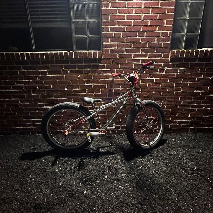 Profile Picture of bl.unkown (@bl.unkown) on Tiktok