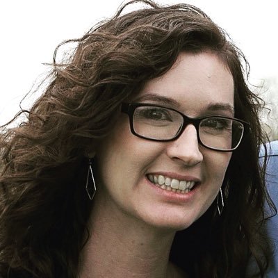 Profile Picture of Lora Richardson (@LoraRichardson) on Twitter