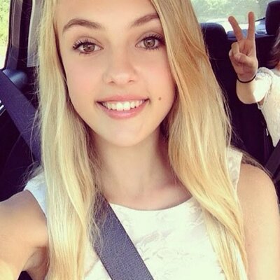 Profile Picture of Lindsay Karr (@lkarrkarr) on Twitter