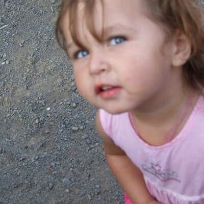 Profile Picture of Miki Scanlon (@WiddleBob) on Twitter