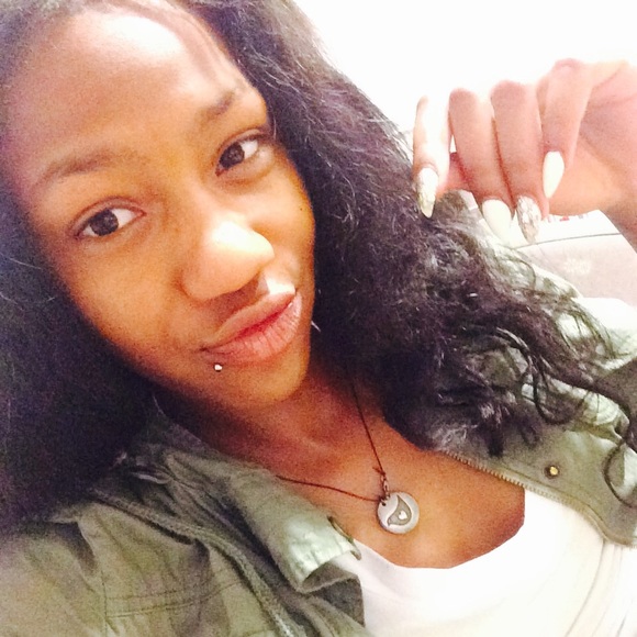 Markea Simmons - Poshmark Profile Picture of Markea Simmons (@keay) on Poshmark
