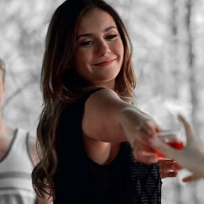 Profile Picture of Elena Gilbert (@Len4Gilbert) on Twitter