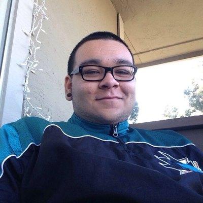 Profile Picture of David Soza (@samoan_dave) on Twitter