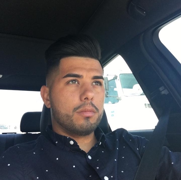 Profile Picture of Jason Moreno (@jrmoreno_82) on Poshmark