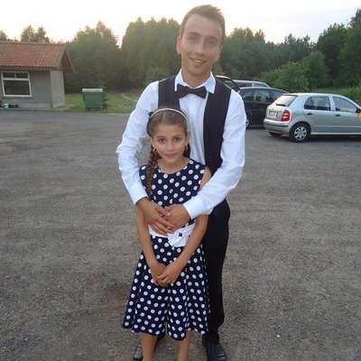 Profile Picture of Laura Józefowicz (@laurakucyki2) on Twitter