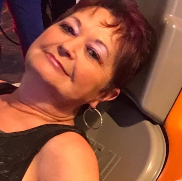 Profile Picture of Donna Bonine (@donnabonine) on Poshmark