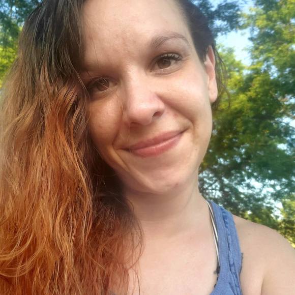 Profile Picture of Joy Konapek-erwin (@hopkon) on Poshmark