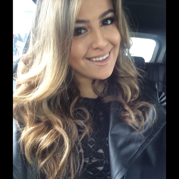 Profile Picture of Alla Pavlov (@sobakapavlov) on Poshmark