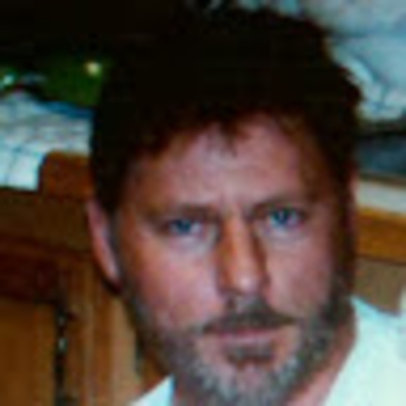 Profile Picture of Jeffrey Hare (@jeffreyhare) on Poshmark