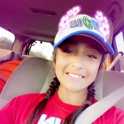 Profile Picture of Jasmine Roach (@JasmimeRoach) on Twitter