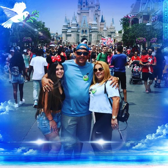 Profile Picture of Salazarjose Salazar (@salazarjose2923) on Poshmark