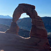 Profile Picture of Bri Mohr (@brimohr) on Youtube