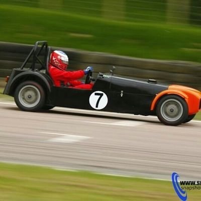 Profile Picture of Steve Yeomans (@SteveYeomans9) on Twitter