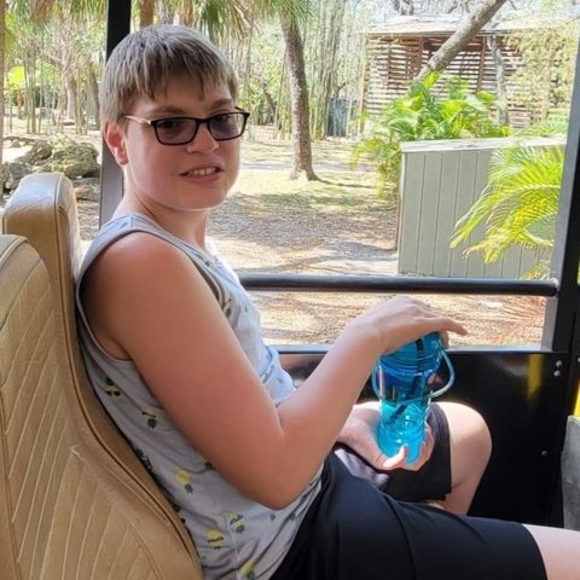 Profile Picture of Pat Fegley (@fegsfam) on Poshmark