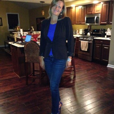 Profile Picture of Barbara Hopper (@BHopper16) on Twitter