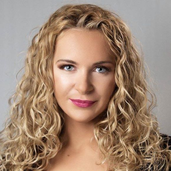 Profile Picture of Yuliana Dyukareva (@juli2017) on Poshmark