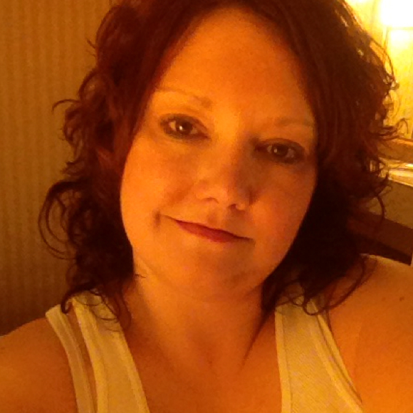 Profile Picture of Patty Logsdon (@patty21) on Poshmark