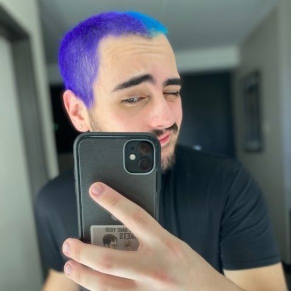 Profile Picture of Jarred Scheidecker (@jarredsevens) on Poshmark