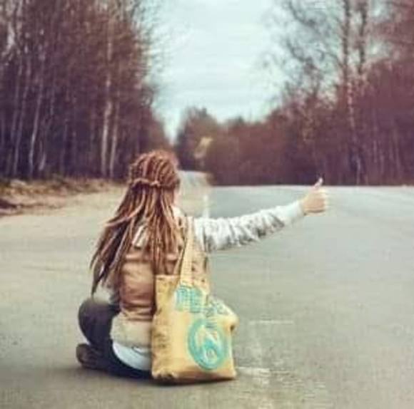 Profile Picture of Christina Brooker (@christinabro769) on Poshmark