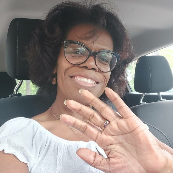 Profile Picture of Sherri Chandler (@groovybrowndiva) on Poshmark