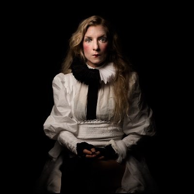 Profile Picture of Ionnalee (@ionnalee) on Twitter