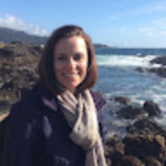 Profile Picture of Tamara Burnside (@tamburn06) on Poshmark