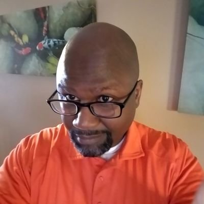 Profile Picture of Thomas Wilson (@DapperNotary) on Twitter