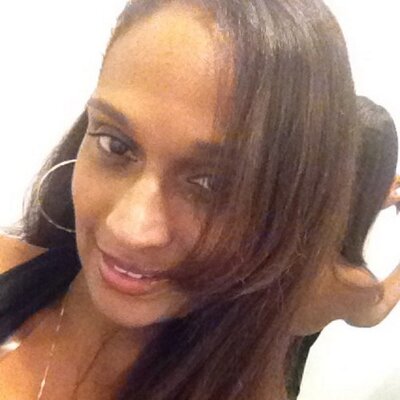 Profile Picture of Cynthia Rufino (@2Mrs_bee6) on Twitter