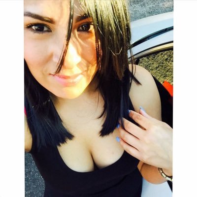 Profile Picture of Nancy Hernandez (@sunset2384) on Twitter