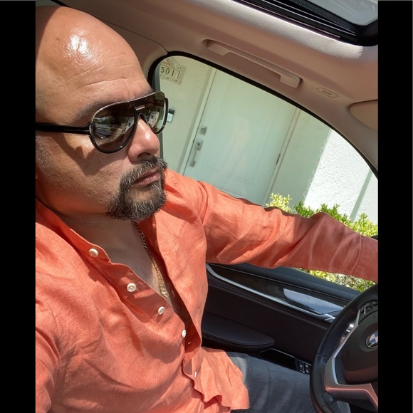 Profile Picture of Javier Peralta (@jp1977511) on Poshmark
