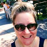 Profile Picture of Stacie James (@momma_taming_chaos) on Instagram