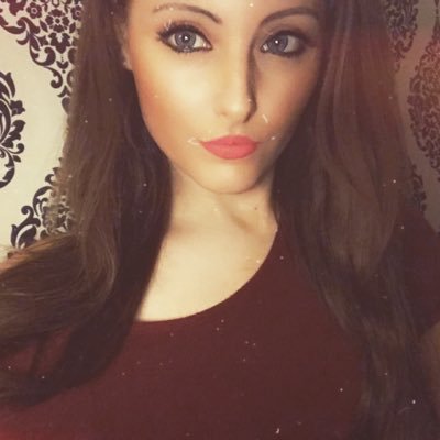 Profile Picture of Kirsty Barber (@kirstybarber17) on Twitter