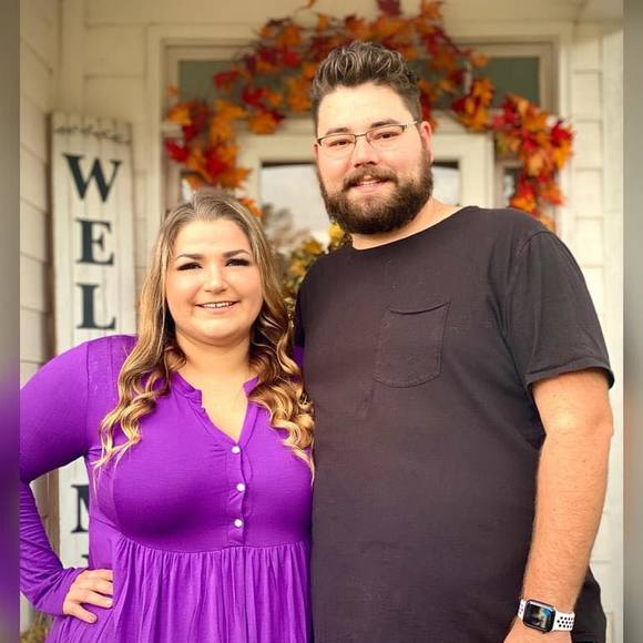 Profile Picture of Drew Wallingford (@akwallingford) on Poshmark