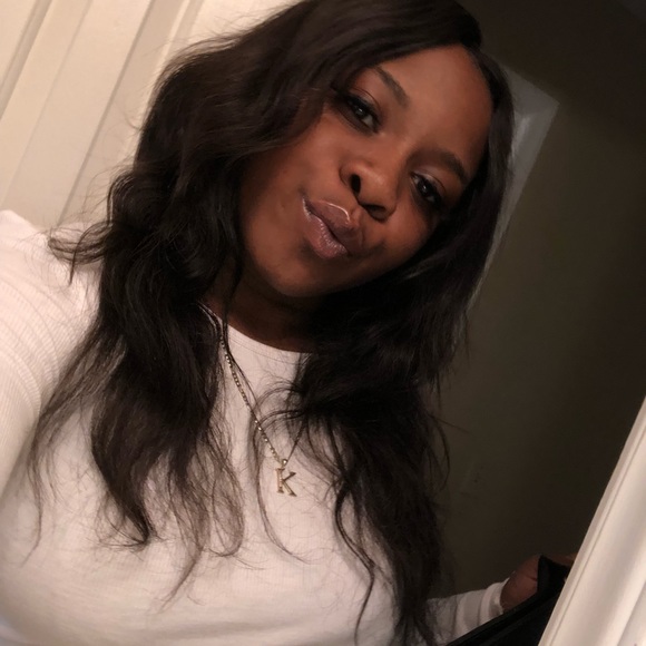 Profile Picture of Lakeria Mcfadden (@abreilla) on Poshmark