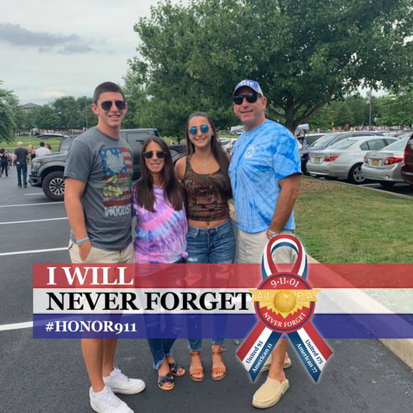 Profile Picture of Audra Krell arbuse (@audraarbuse) on Poshmark