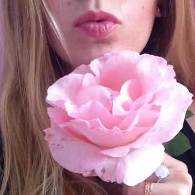 Profile Picture of Clara (@ChaneyClara) on Twitter