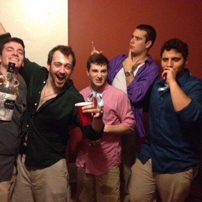 Profile Picture of Joe Nicholas (@putaCAPinya) on Twitter