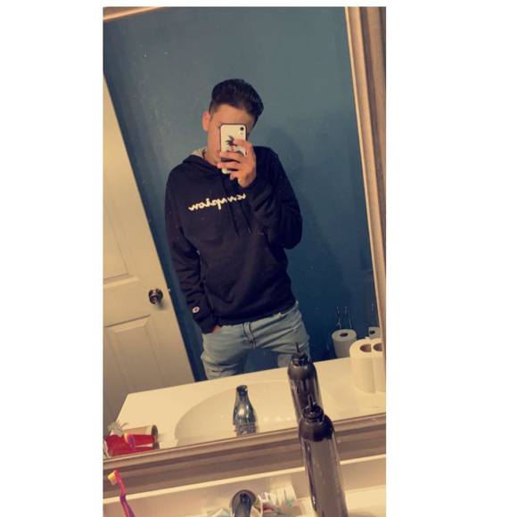 Profile Picture of Marco Reveles (@xmarco213x) on Poshmark