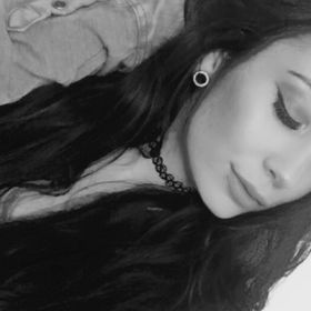 Profile Picture of Chrisanna Ennis (@chrisannalynn) on Pinterest