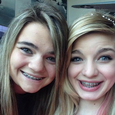 Profile Picture of Kate Nagel (@im_a_seaturtle) on Twitter