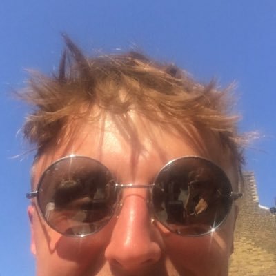 Profile Picture of Dave Bloomfield (@david_bloo) on Twitter